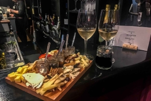 Athen bei Nacht: Sightseeing, Spirituosen und Essen