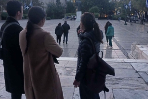 Афины ночью: пешеходная экскурсия для небольшой группы | Ужин включен