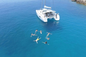 Athens Riviera: Catamaran Cruise with Meal and Drinks