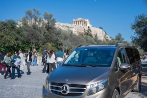 Ateenan joulun taika – yksityinen Akropolis- ja kaupunkikierros