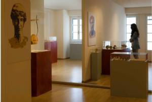 アテネ：アクロポリス、博物館、ホップオンホップオフバス、移動サービスが含まれたシティパスをご利用ください