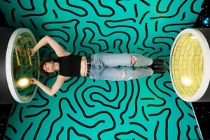 アテネ：アクロポリス、博物館、ホップオンホップオフバス、移動サービスが含まれたシティパスをご利用ください