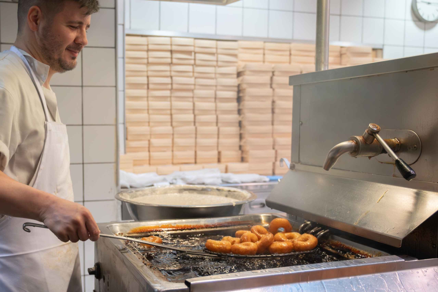 Athen: Klassisk street food-byvandring med 6 smagsprøver