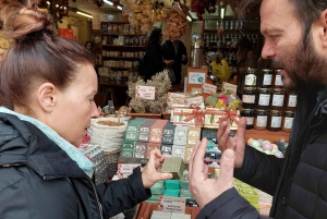 Athen: Klassisk street food-byvandring med 6 smagsprøver