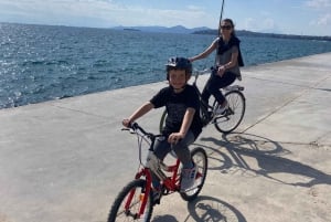 Passeio de bicicleta pela costa de Atenas e aventura de natação