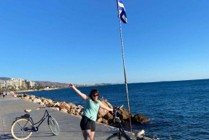 Cykel- og svømmeeventyr ved Athens kyst