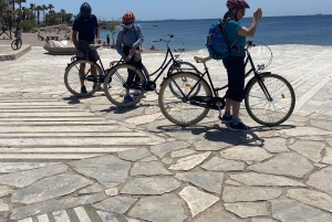 Cykeltur langs Athens kyst og svømmeeventyr