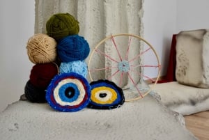 Афины: мастер-класс по плетению «злого глаза» с греческим чаем