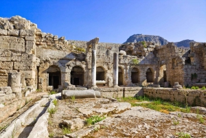 Aten: Dagstur till det antika Korinth, Hera-templet och den blå sjön