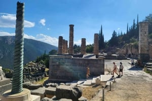 Athen: Delphi Kleingruppentag & Arachova-Besuch
