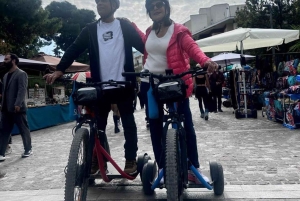 アテネ：電動自転車三輪車ツアー（ギロス＆スブラキの試食付き）