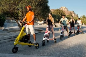 Athènes : Visite culinaire d'Athènes en scooter électrique