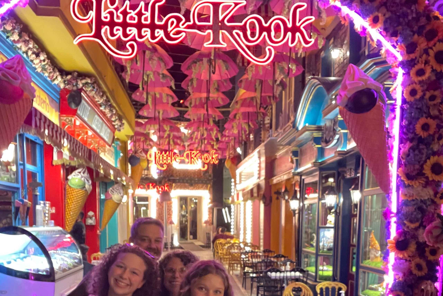 Ateena: Iltakierros oppaan kanssa