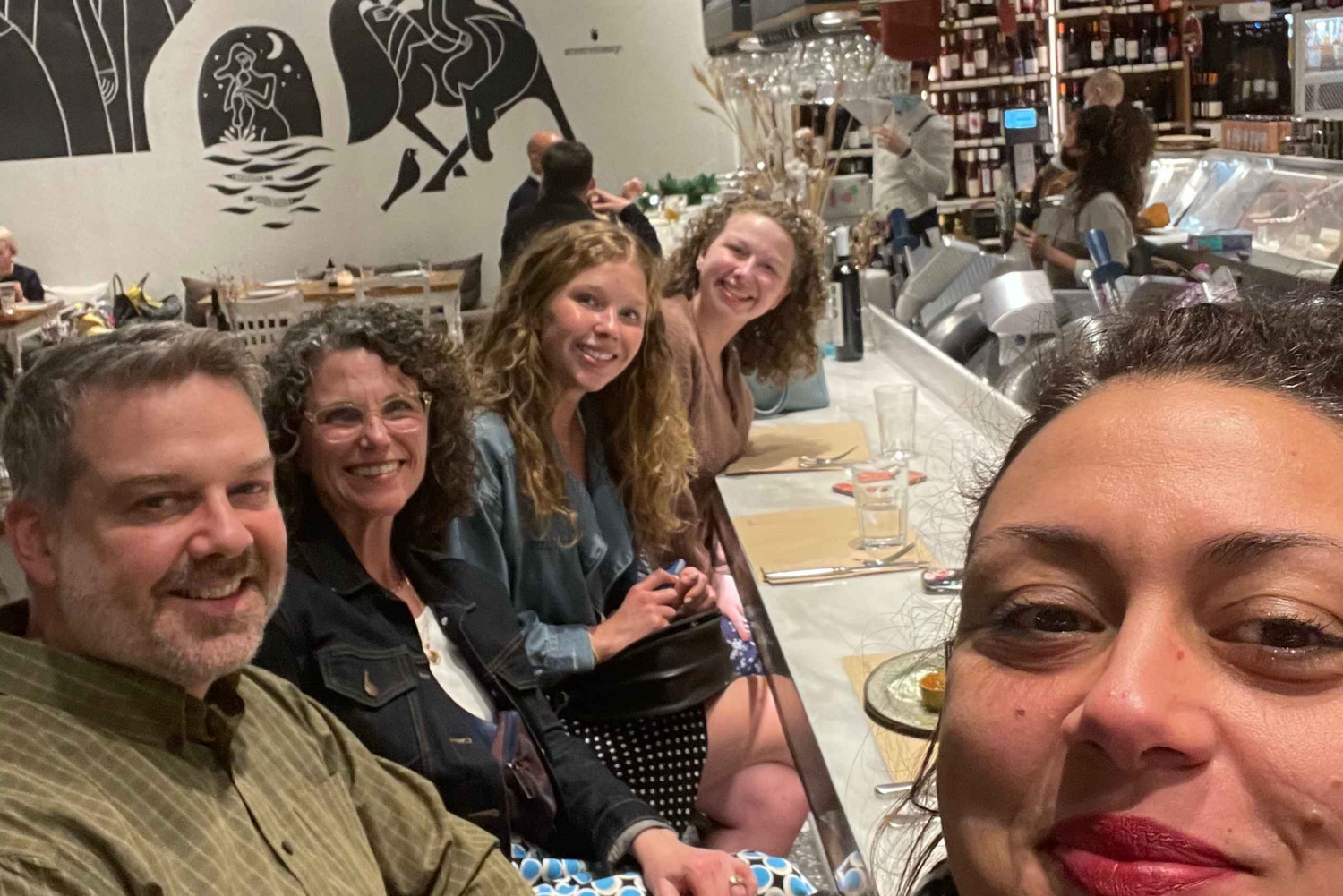 Ateena: Iltakierros oppaan kanssa