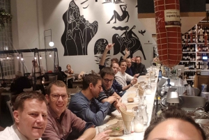 Ateena: Iltakierros oppaan kanssa