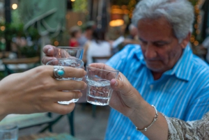 Athens: Food and Wine Tasting Tour at Night