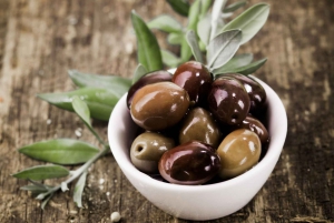 Athens: Greek Food Discovery Small Group Walking Tour