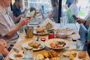 Atenas: Tour a pie gastronómico con degustaciones