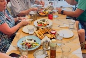 Atenas: Tour a pie gastronómico con degustaciones