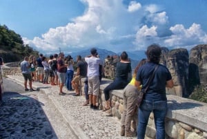 Ateny: Wycieczka 1-dniowa Meteora w języku angielskim/hiszpańskim i opcjonalny lunch