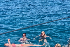 Athen: Heldags privat sejltur med måltider og drikkevarer