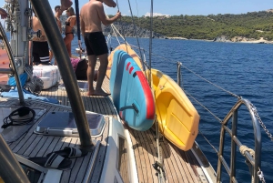 Athen: Heldags privat sejltur med måltider og drikkevarer