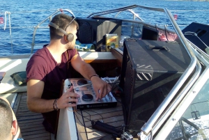 Athen: Heldags privat sejltur med måltider og drikkevarer