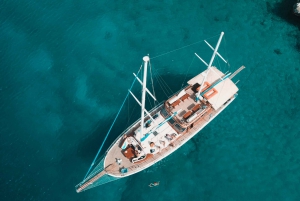 Athens: Boat Tour to Agistri, Aegina with Moni Swimming Stop