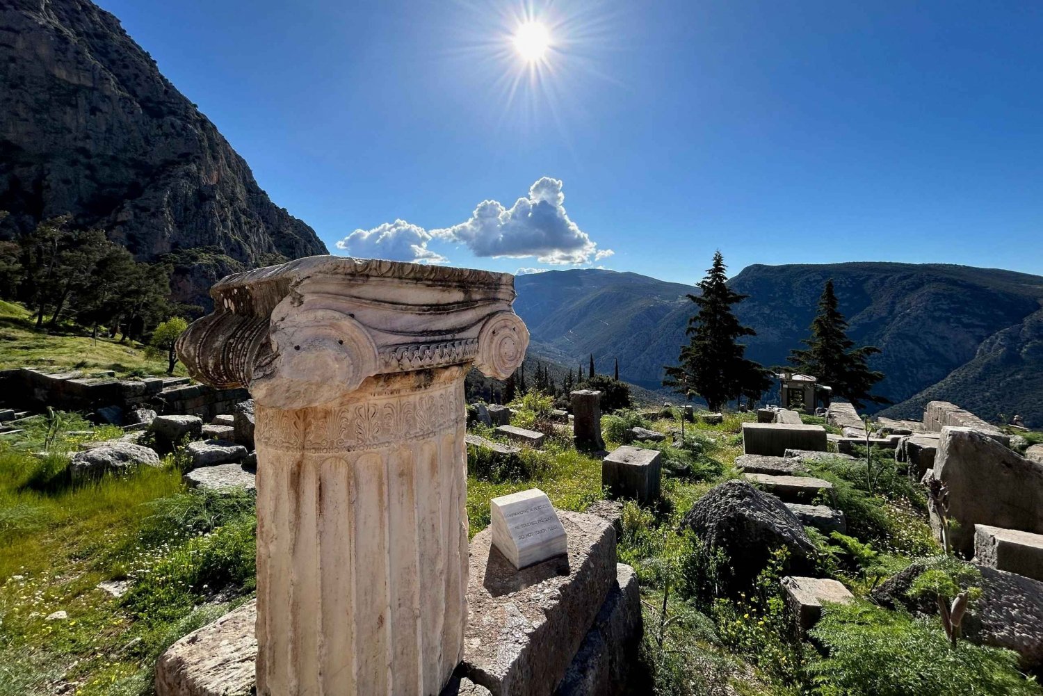 Athen: Ganztägige Tagestour Delphi und Arachova