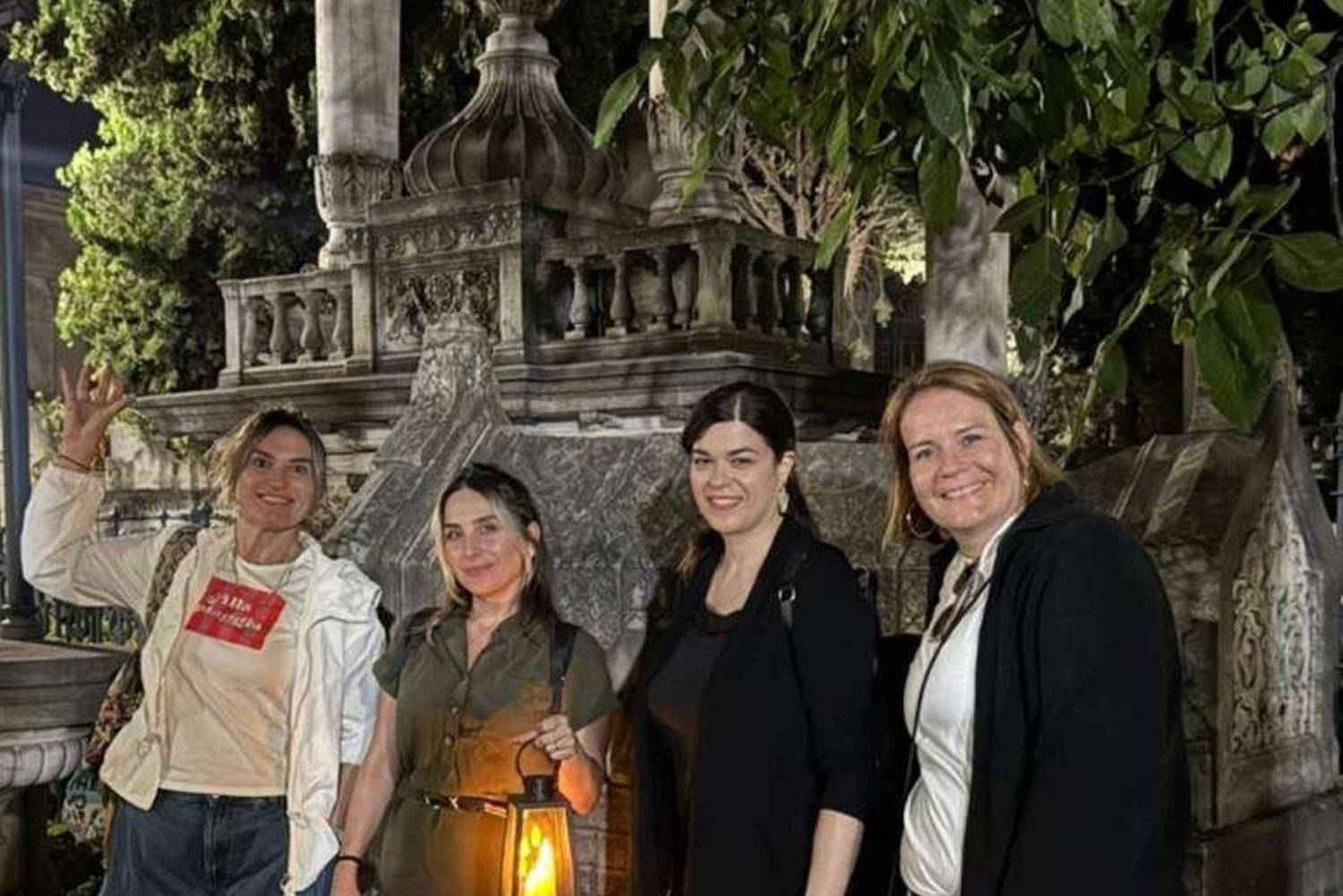 Athens: Haunted Ghost Tour at Night