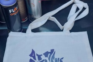 Athene: Graffitiworkshop en Tote Bag Painting Experience
