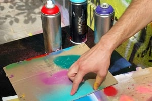 Athene: Graffitiworkshop en Tote Bag Painting Experience