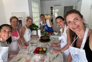 Athens Greek Cooking Class at local home & Market Shopping