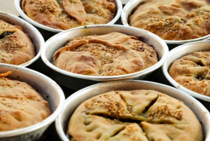 Atenas: Clase de cocina griega y cena en una azotea