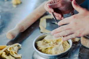 Atenas: Aula de cozinha grega e jantar num telhado