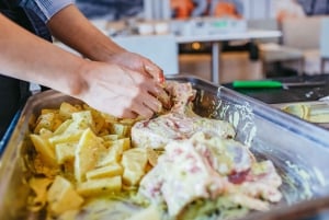 Atenas: Descubre la comida griega con una clase y una cena de 3 platos