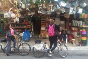 Athènes : La vie grecque et l'art de rue Tour en bicyclette électrique