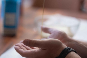 Ateena: Kreikkalainen souvlaki-pita-gyros-ruoanlaittokurssi paikallisen kanssa