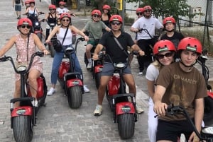 Aten: Guidad stadsrundtur med elskoter eller elcykel