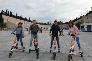 Athen: Geführte Stadttour auf einem elektrischen Trikke-Roller
