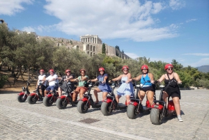 Atenas: Visita guiada de e-Scooter à Acrópole, premiada