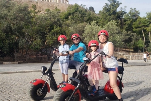 Atenas: Visita guiada de e-Scooter à Acrópole, premiada