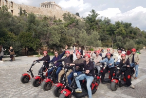 Atenas: Visita guiada de e-Scooter à Acrópole, premiada