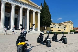 Atene: Tour guidato in scooter elettronico nell'area dell'Acropoli