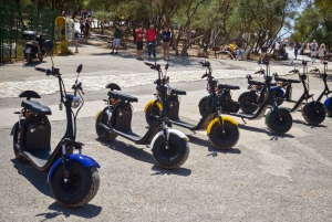 Athene: Eersteklas E-Scooter Tour met gids in Akropolis-gebied