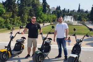 Athene: Eersteklas E-Scooter Tour met gids in Akropolis-gebied
