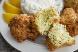 Athens: Guided Food Tour incl. Fresh Mediterranean Seafood