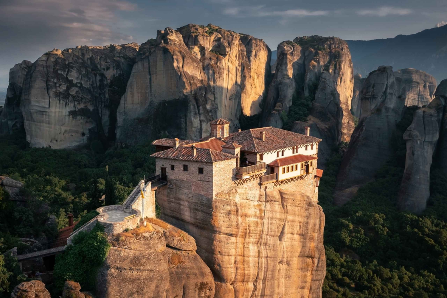 Athènes : Visite guidée des monastères des Météores et des grottes de l'Ermite