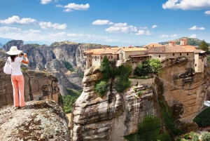 Athènes : Visite guidée des monastères des Météores et des grottes de l'Ermite