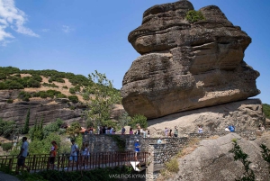 Athènes : Visite guidée des monastères des Météores et des grottes de l'Ermite